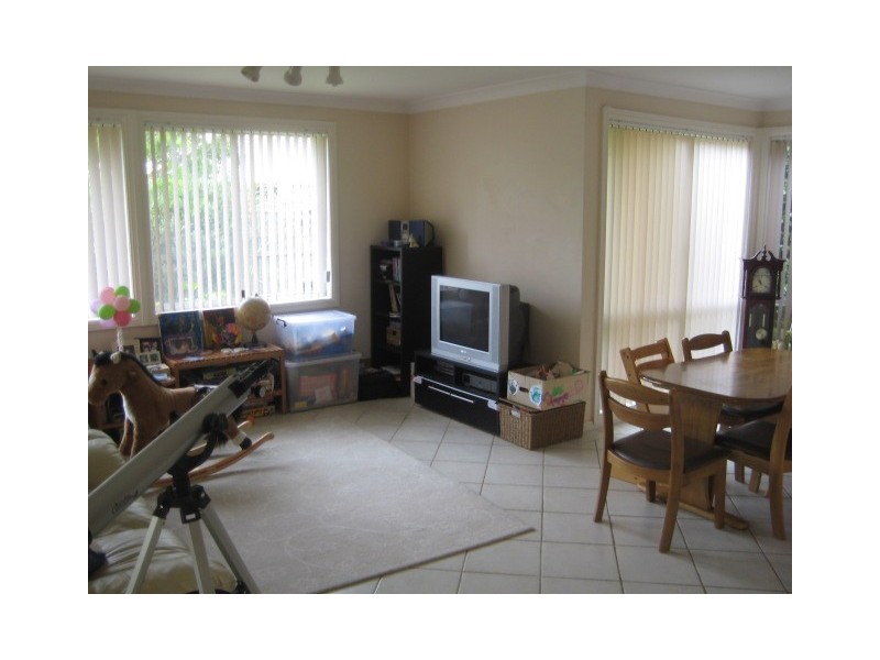 8 Oates Place, Belrose NSW 2085