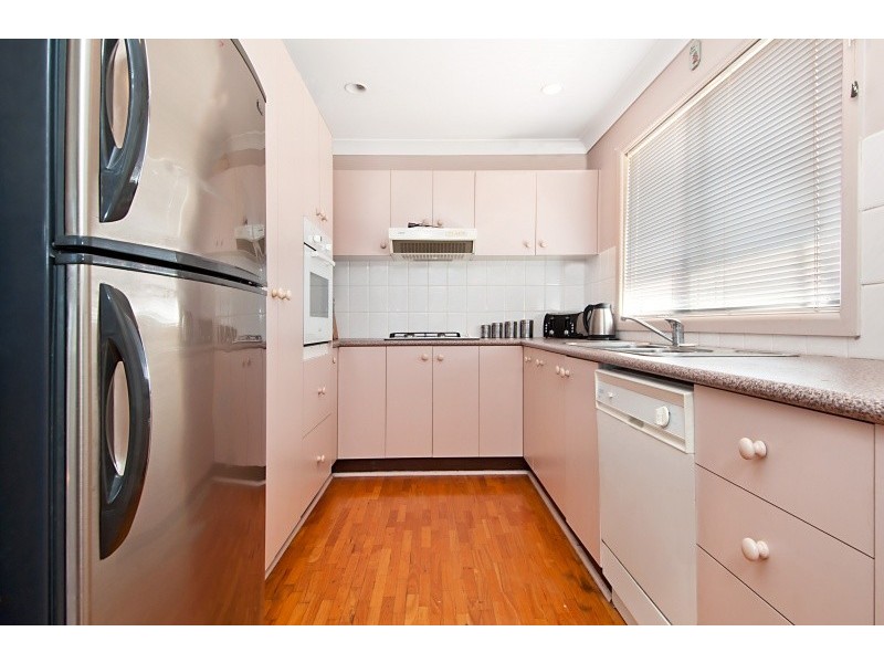 2/90 Warringah Road, Narraweena NSW 2099