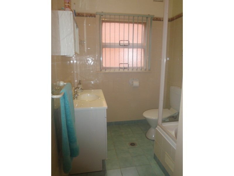 18 Robyn Avenue, Frenchs Forest NSW 2086