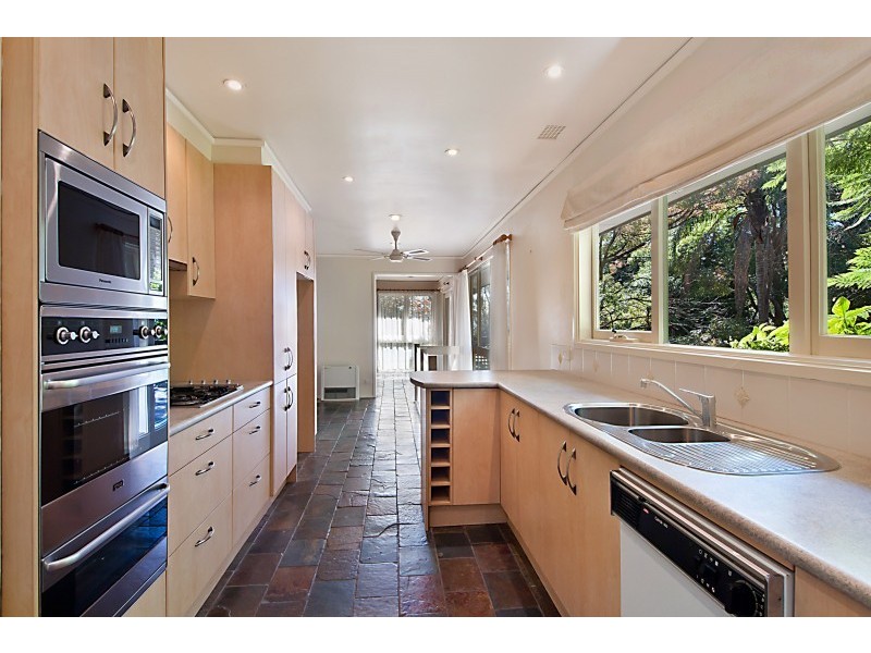 17 Nandi Avenue, Frenchs Forest NSW 2086