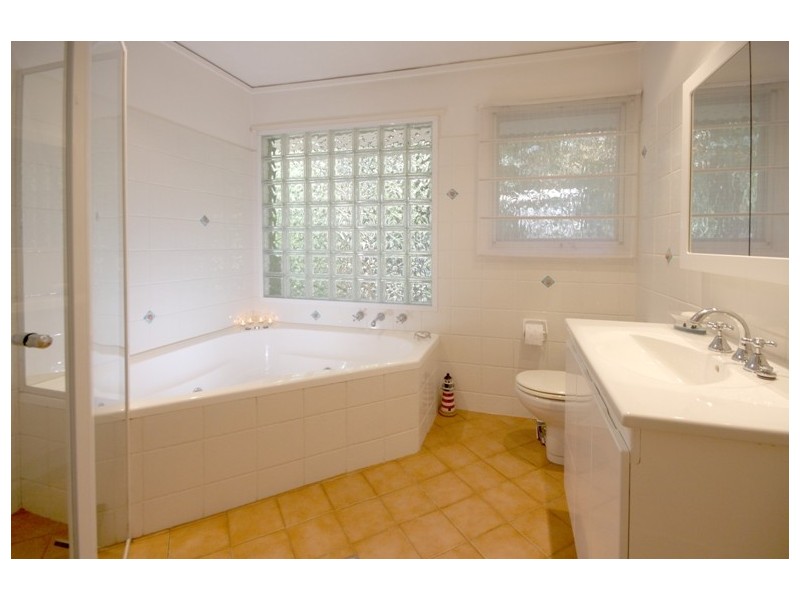 17 Nandi Avenue, Frenchs Forest NSW 2086