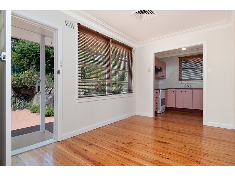 31 Edinburgh Road, Forestville NSW 2087