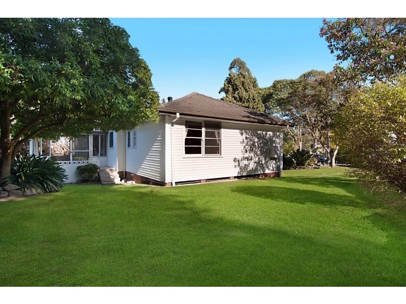 8 Aldinga Place, Forestville NSW 2087