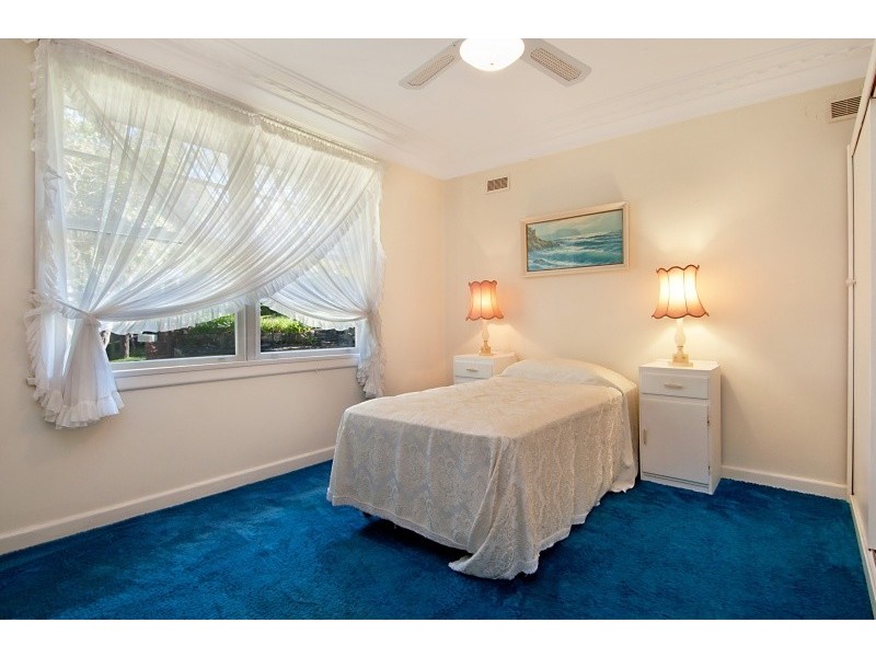 8 Aldinga Place, Forestville NSW 2087