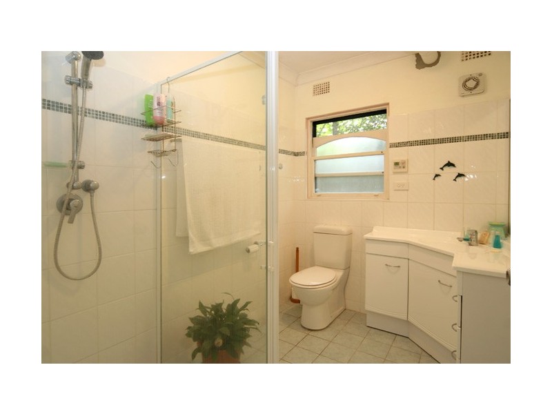 5B Winslea Avenue, Frenchs Forest NSW 2086