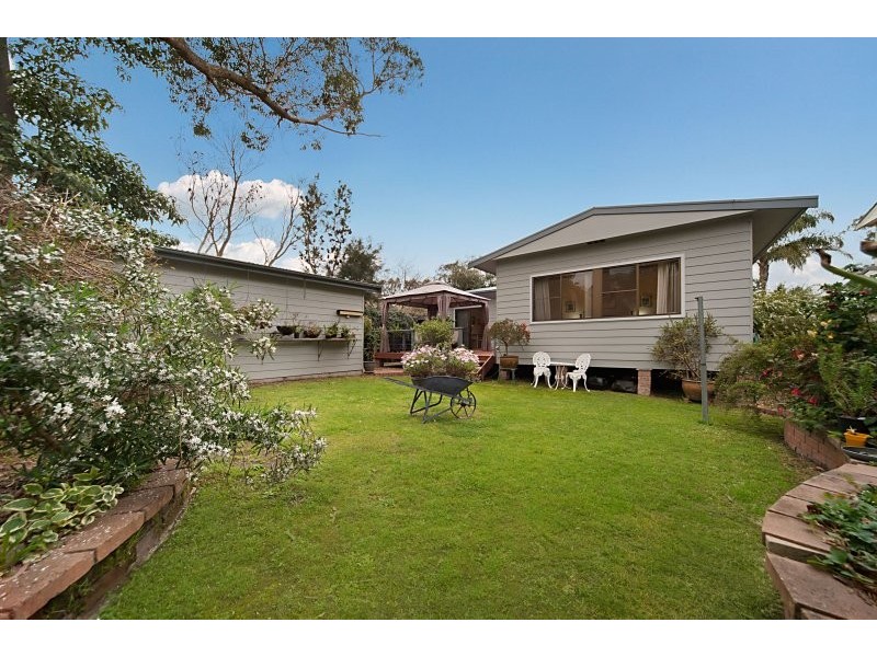 10 Akora Street, Frenchs Forest NSW 2086