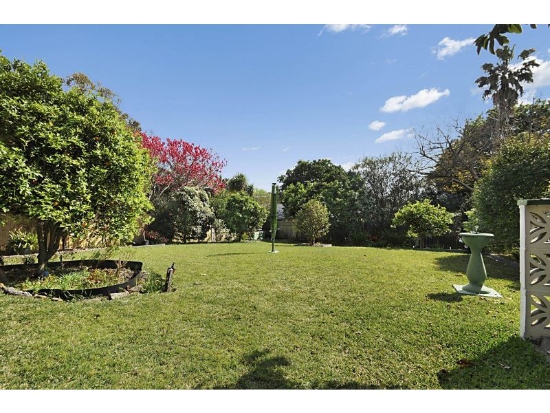 76 Dareen Street, Frenchs Forest NSW 2086