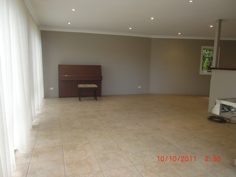 2/2 Leagay Crescent, Frenchs Forest NSW 2086