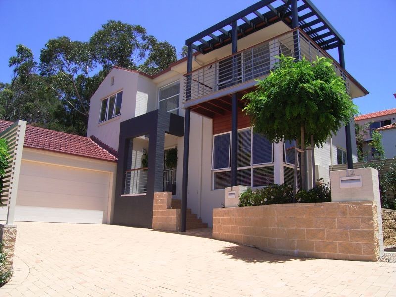 11  Seaview Pde, Belrose NSW 2085