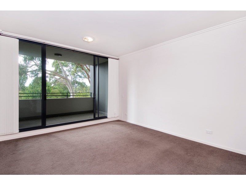 A105 / 2 – 4  Darley Street, Forestville NSW 2087