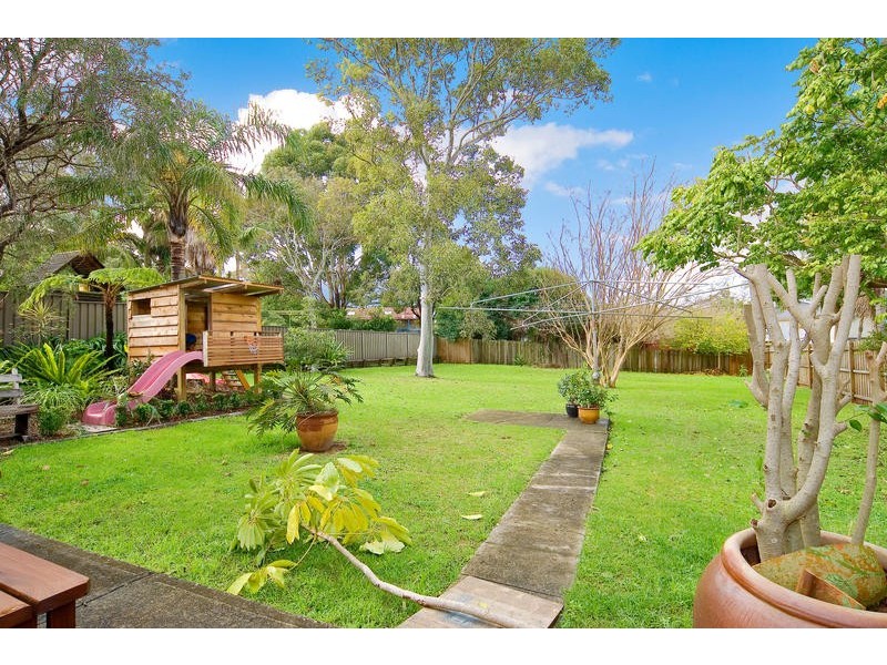 86  Prince Charles Road, Frenchs Forest NSW 2086