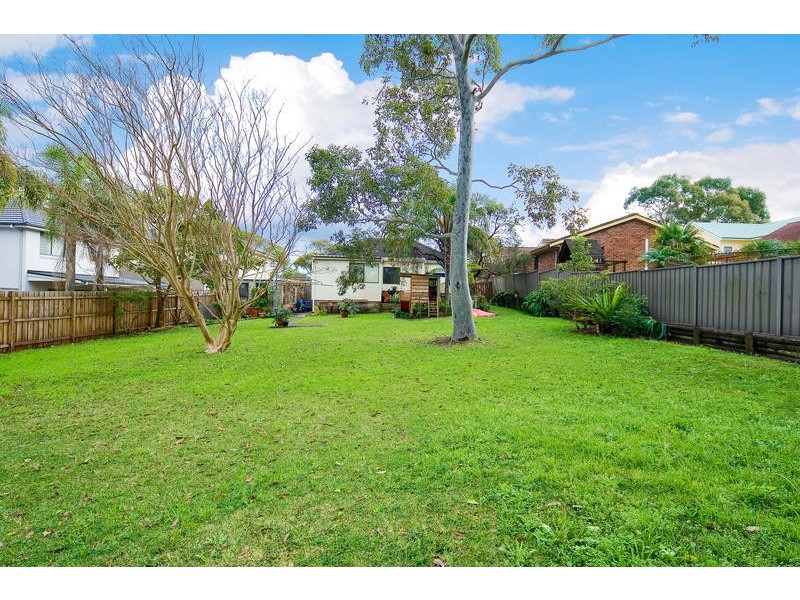86  Prince Charles Road, Frenchs Forest NSW 2086