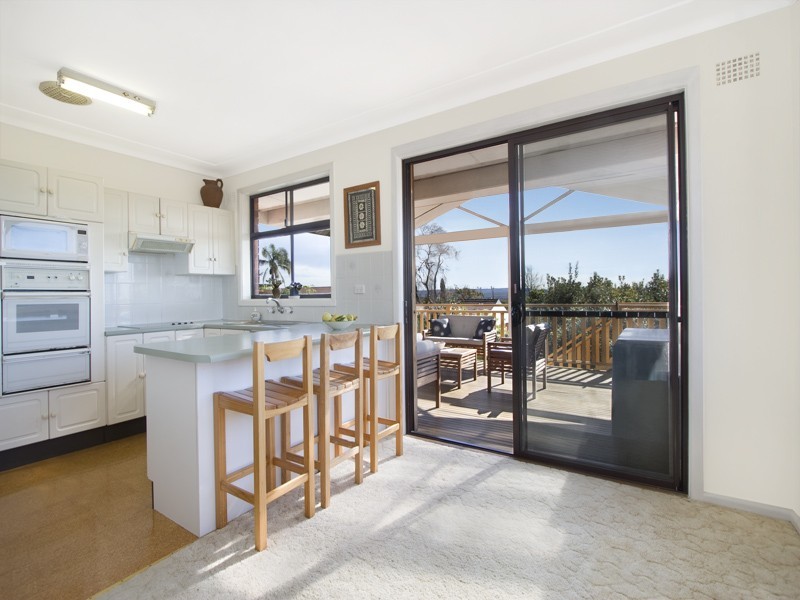 4 Valley View Road, Frenchs Forest NSW 2086