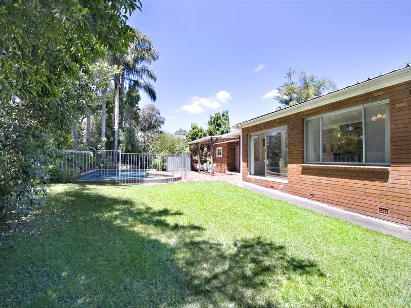 1 Altona Avenue, Forestville NSW 2087