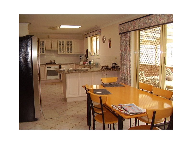 4 Charlotte Place, Beacon Hill NSW 2100