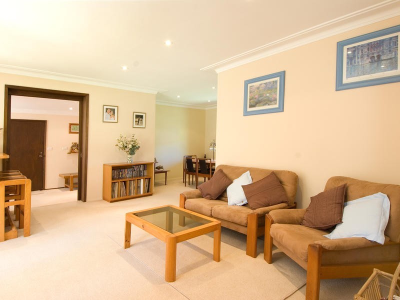 54 Hakea Avenue, Belrose NSW 2085