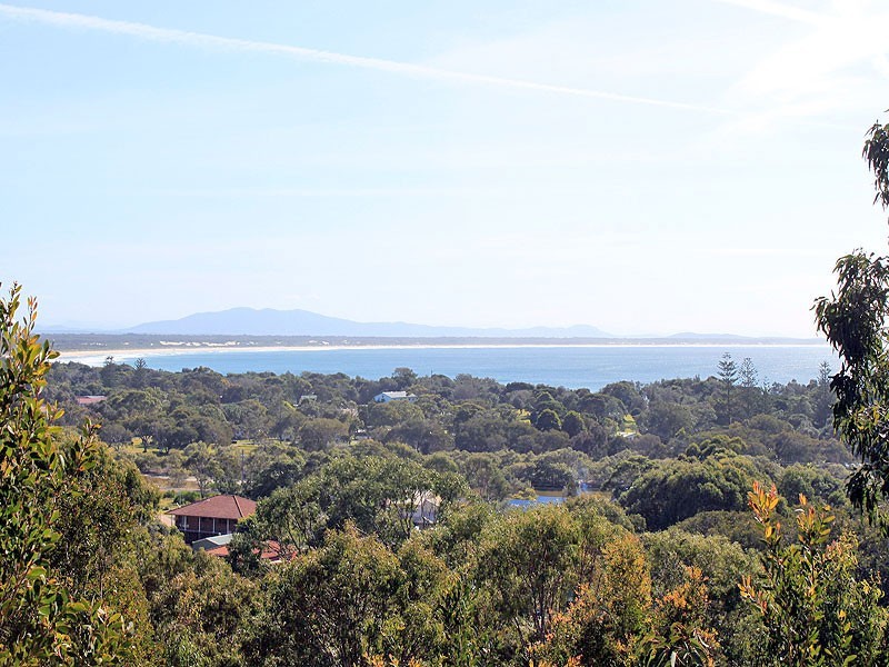 30 Ledge Street, Hat Head NSW 2440