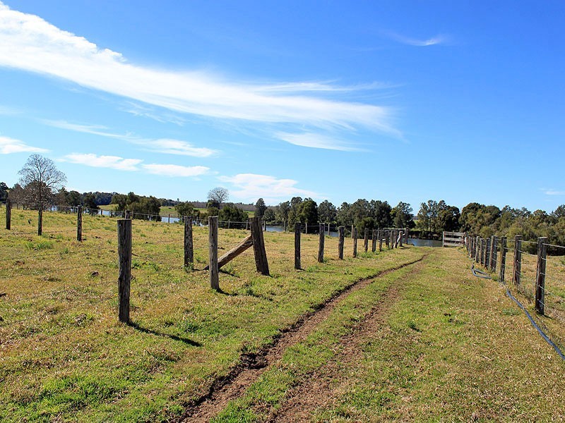24 Warne Drive, Aldavilla NSW 2440