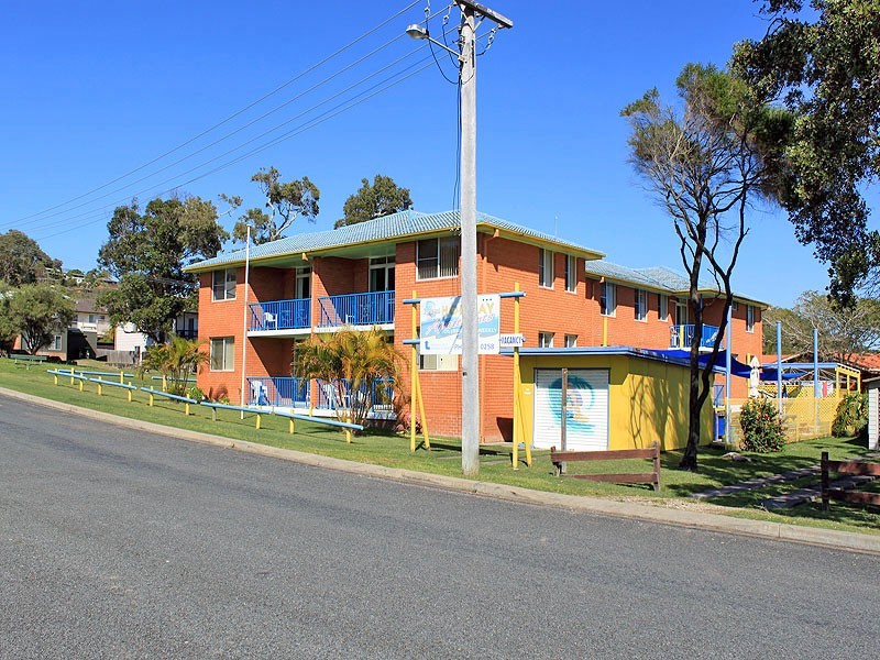 1 Main Street, Crescent Head NSW 2440