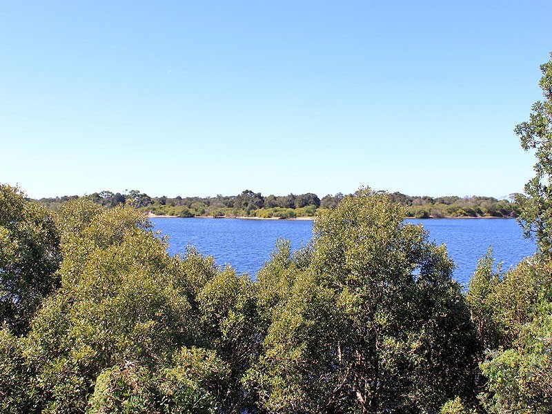 8 Marine Parade, Stuarts Point NSW 2441