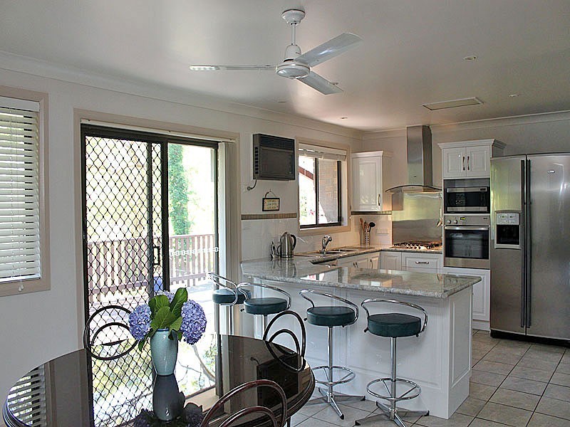 5 Hillview Drive, Aldavilla NSW 2440