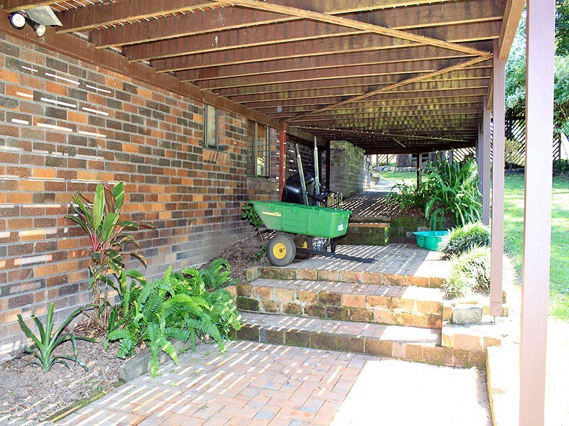 5 Hillview Drive, Aldavilla NSW 2440