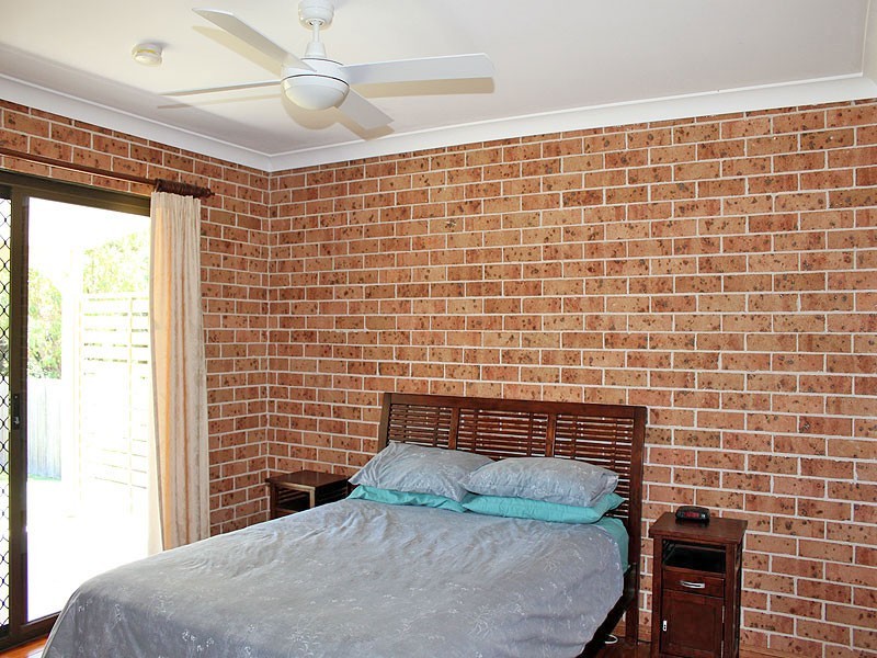 10 Fifth Avenue, Stuarts Point NSW 2441