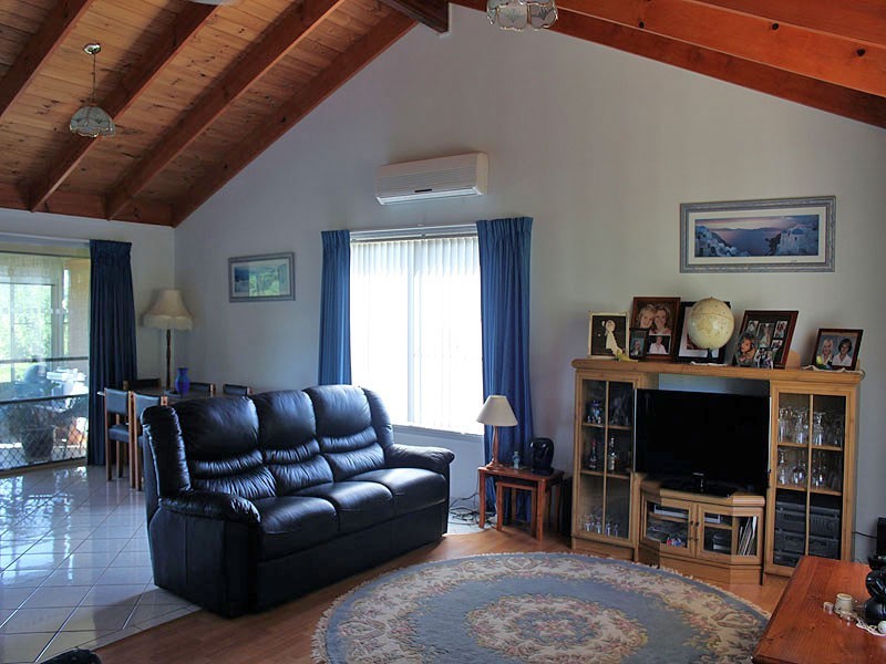 8a Campbell Place, Aldavilla NSW 2440