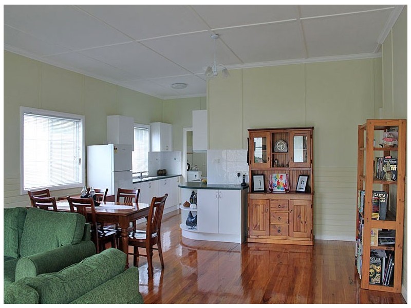 52 Queen Street, Greenhill NSW 2440