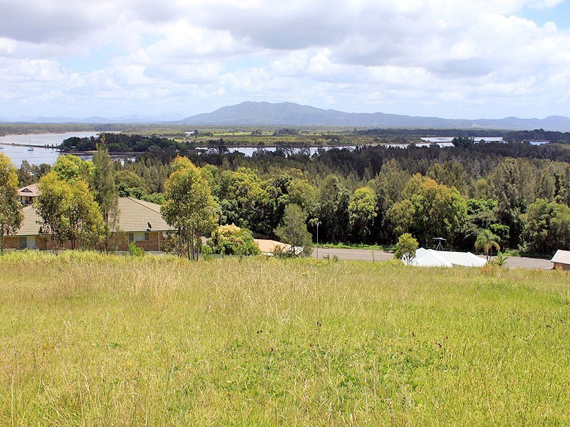 9 Salmon Circuit, South West Rocks NSW 2431