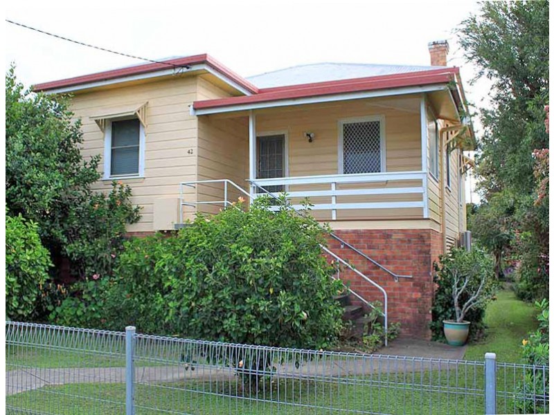 42 Barnard Street, Gladstone NSW 2440