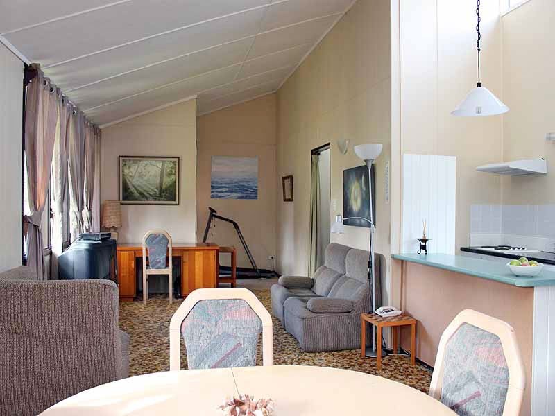 5 James Carney Crescent, West Kempsey NSW 2440