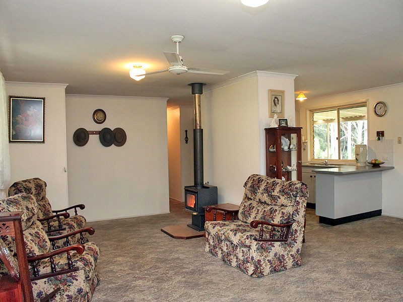 16 Haven Crescent, Aldavilla NSW 2440