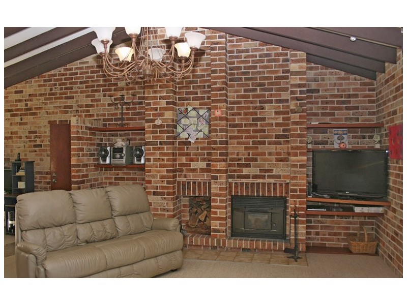 37 Hillview Drive, Aldavilla NSW 2440