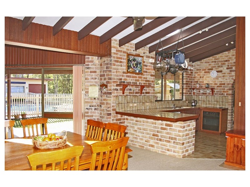37 Hillview Drive, Aldavilla NSW 2440