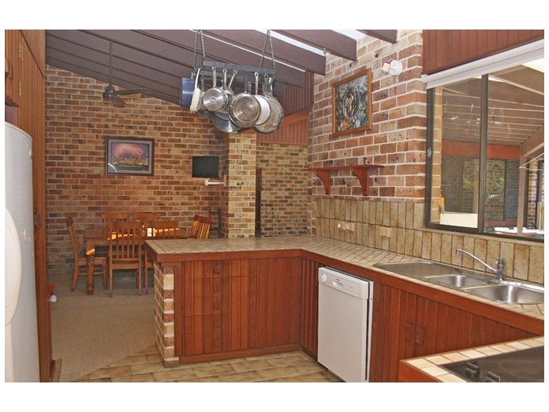 37 Hillview Drive, Aldavilla NSW 2440