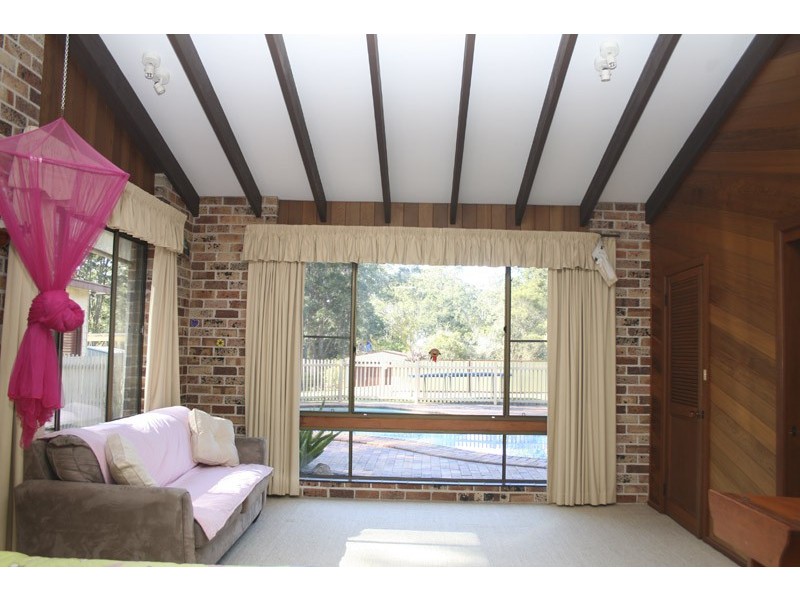 37 Hillview Drive, Aldavilla NSW 2440