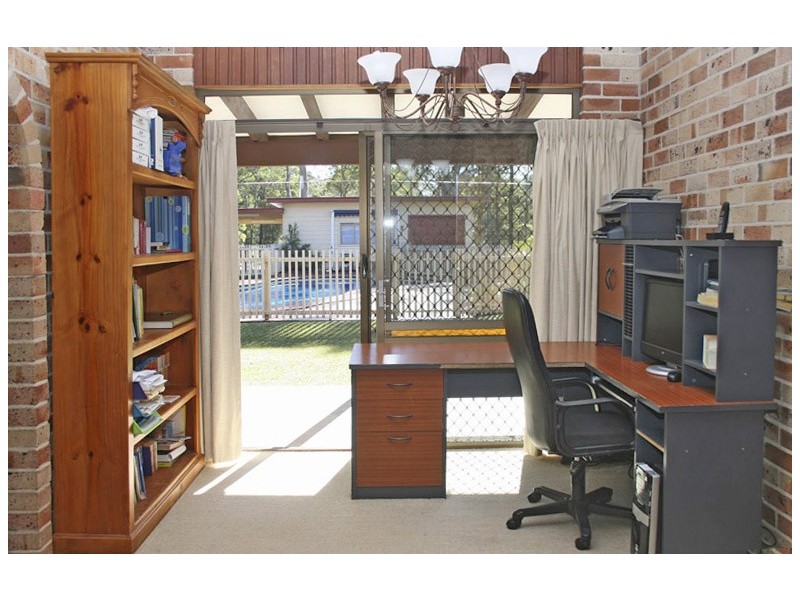 37 Hillview Drive, Aldavilla NSW 2440