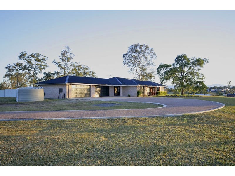 8 Wattle Place, Kempsey NSW 2440