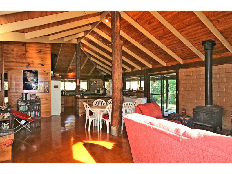 226 Sunset Boulevard, Collombatti NSW 2440