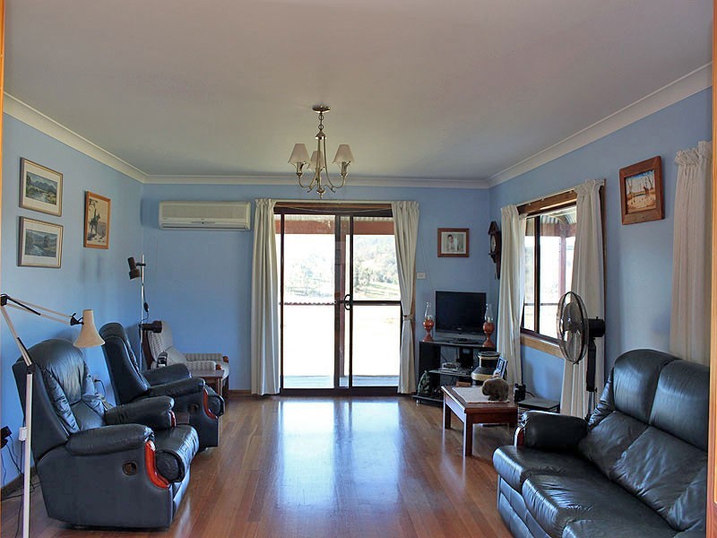 2954 Armidale Road, Hickeys Creek NSW 2440