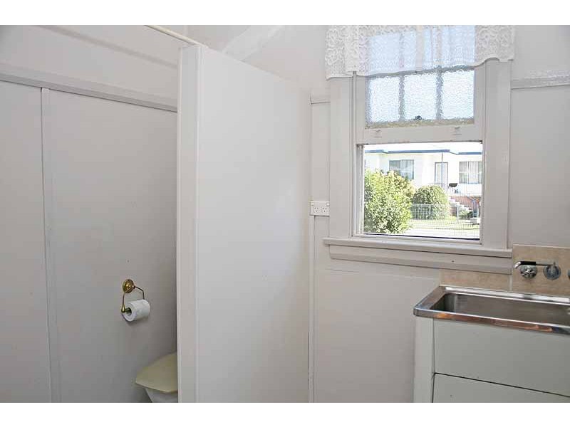 17 Russell Avenue, Smithtown NSW 2440