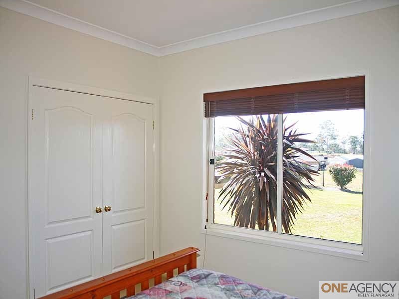 4 Waratah Drive, Yarravel NSW 2440