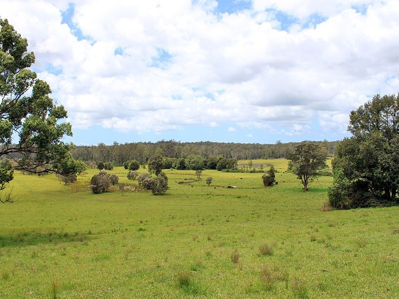 27 Hallelujah Drive, Collombatti NSW 2440