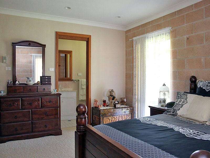 542 Spooners Avenue, Collombatti NSW 2440