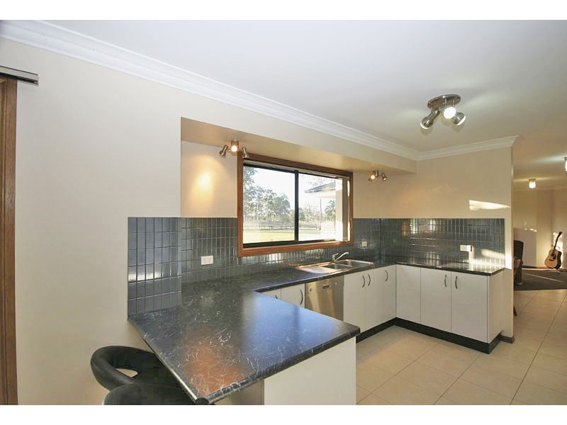 8 Wattle Place, Kempsey NSW 2440