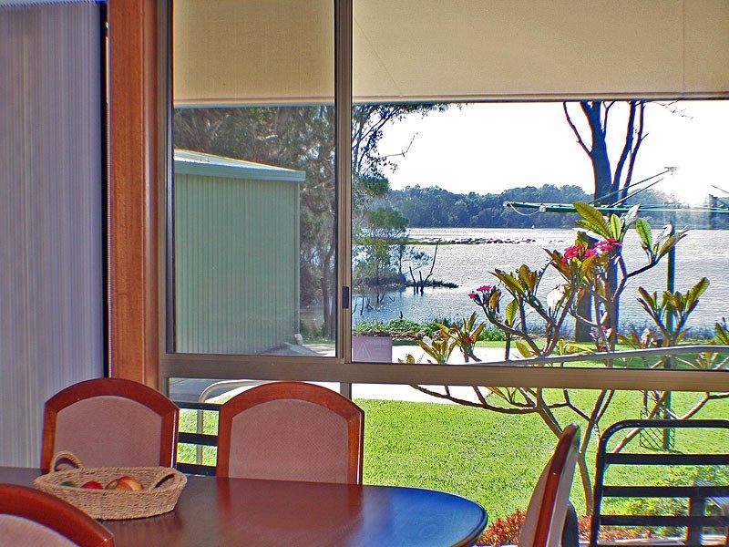 21 Belmore Street, Crescent Head NSW 2440