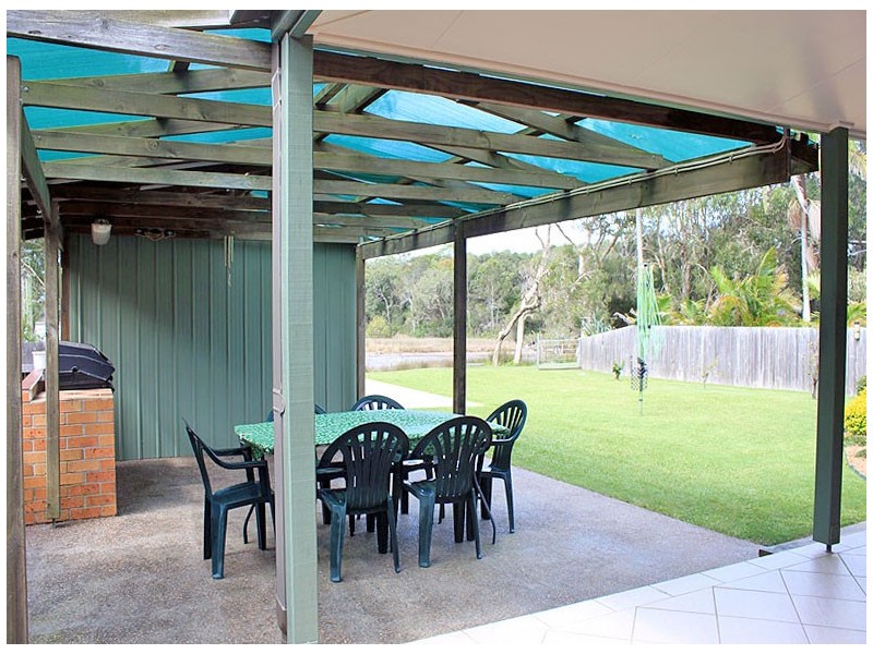 21 Belmore Street, Crescent Head NSW 2440