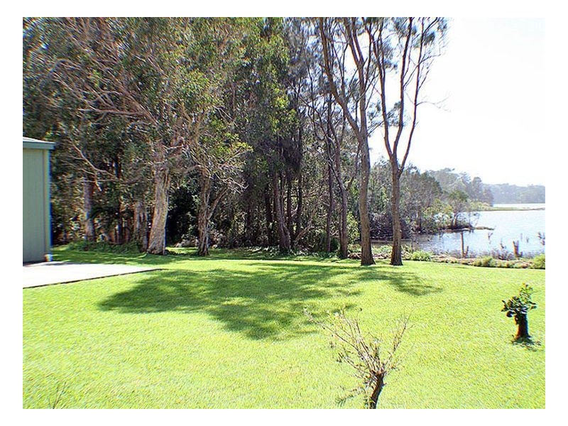 21 Belmore Street, Crescent Head NSW 2440