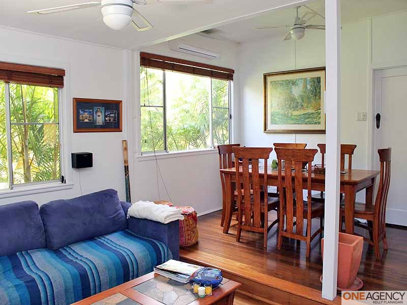 41 Straight Street, Hat Head NSW 2440